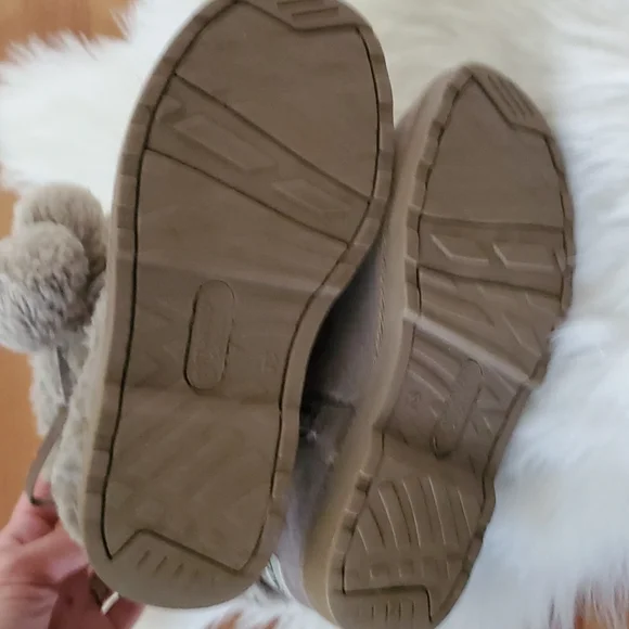Makalu taupe girls zip up faux fur cozyland boots sz 12 - Picture 6 of 8